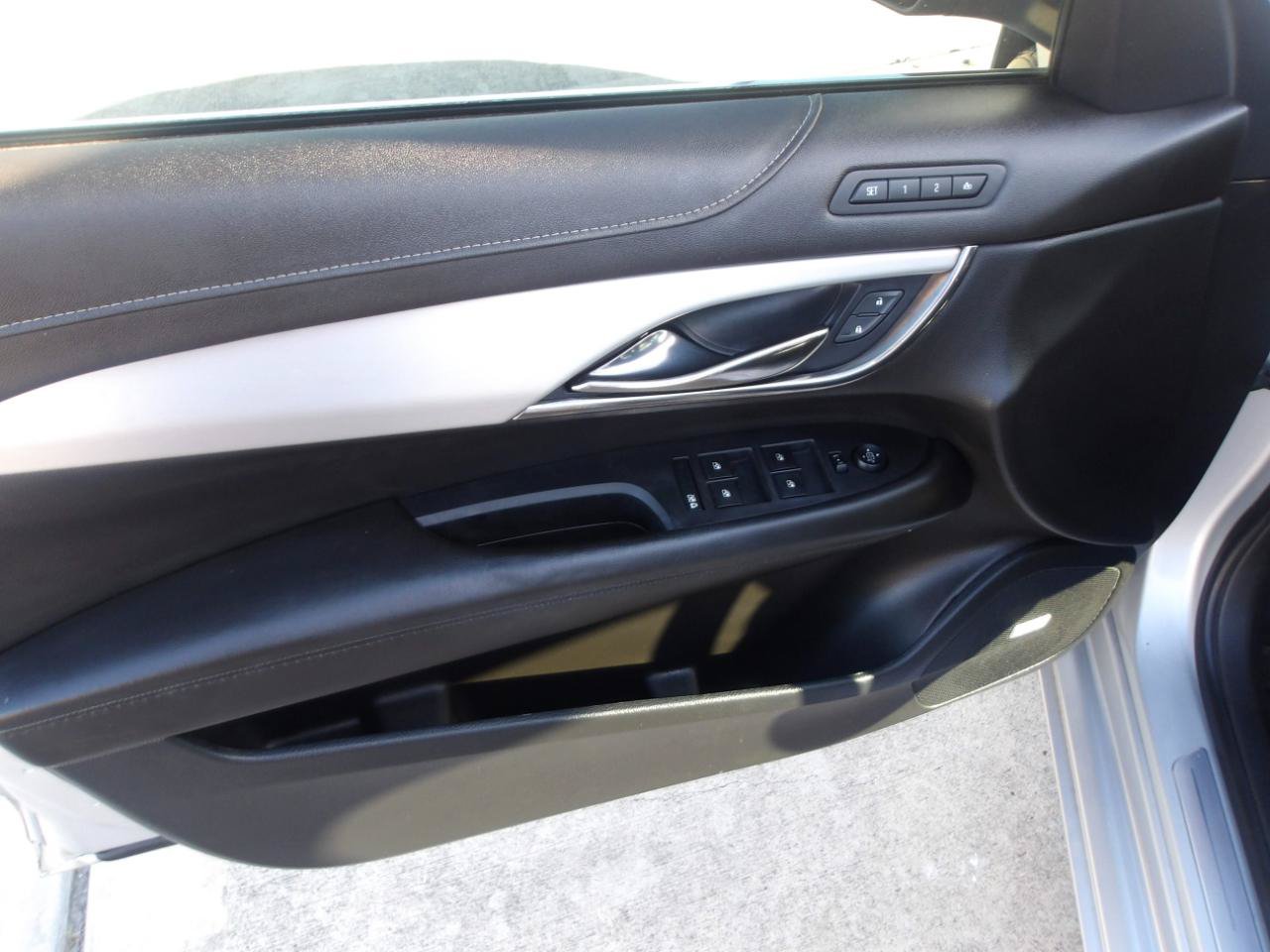 Used 2015 Cadillac ATS Luxury w/ Sun And Sound Package RWD image 18