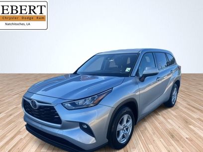 Used 2020 Toyota Highlander LE