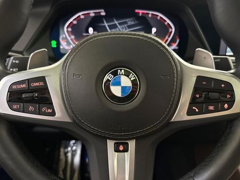 Used 2023 BMW X6 xDrive40i w/ M Sport Package AWD/4WD image 17