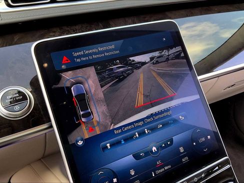 Used 2022 Mercedes-Benz S 500 4MATIC image 23