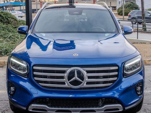 Used 2024 Mercedes-Benz GLB 250 4MATIC image 2