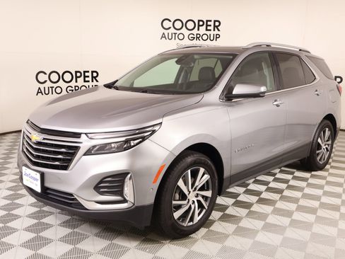 Used 2024 Chevrolet Equinox Premier image 11