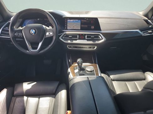 Used 2019 BMW X5 xDrive40i w/ Executive Package AWD/4WD image 11