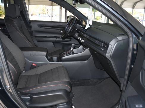 Used 2025 Honda CR-V Sport image 21