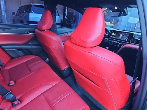 Used 2025 Toyota Camry XSE image 16