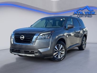 Used 2024 Nissan Pathfinder SL