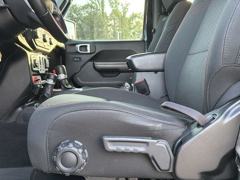 Used 2021 Jeep Wrangler Rubicon AWD/4WD image 18