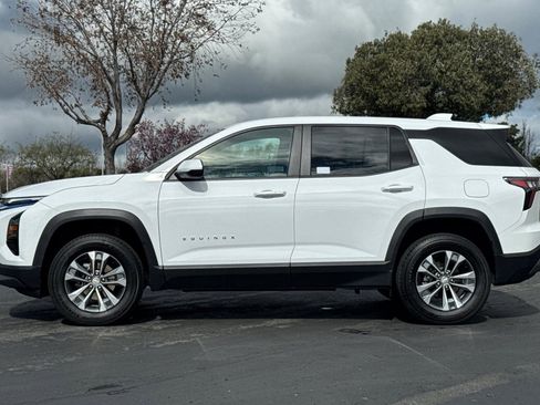 Used 2026 Chevrolet Equinox LT w/ LPO, Floor Liner Package image 7