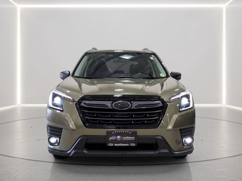 Used 2024 Subaru Forester Touring AWD/4WD image 9