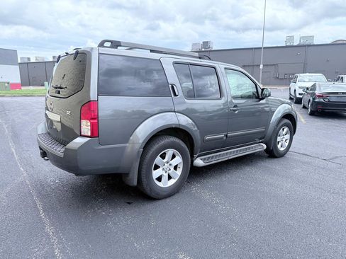 Used 2008 Nissan Pathfinder SE w/ Leather Pkg AWD/4WD image 5