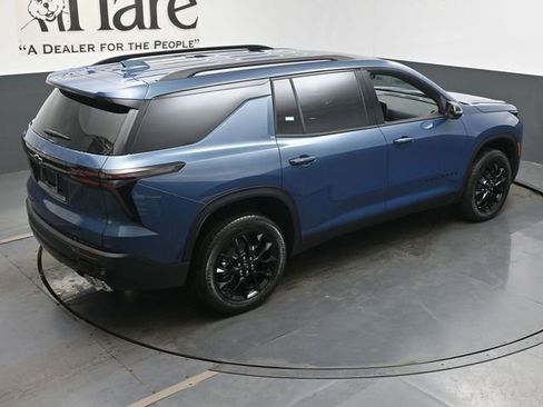 New 2026 Chevrolet Traverse LT w/ Midnight/Sport Edition AWD/4WD image 19