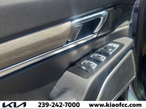 Used 2022 Kia Telluride EX w/ EX Premium Package FWD image 23