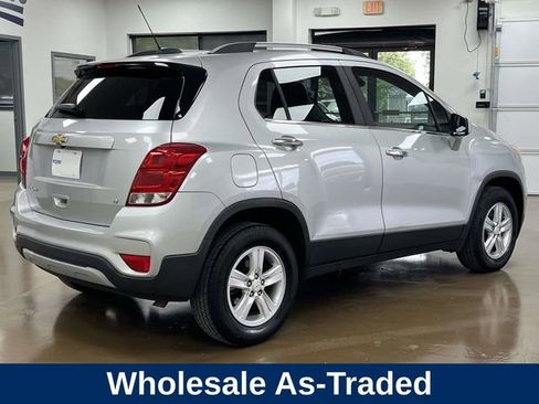 Used 2018 Chevrolet Trax LT w/ LT Convenience Package AWD/4WD image 6
