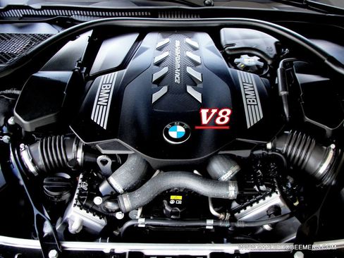 Used 2022 BMW M850i xDrive Coupe w/ Driving Assistance Package AWD/4WD image 67