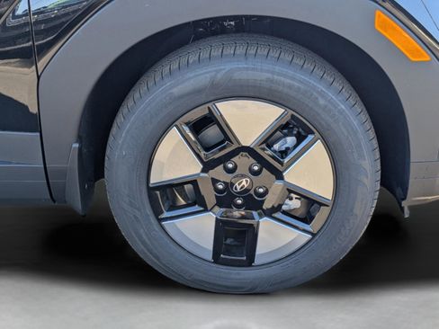 New 2026 Hyundai Santa Fe SE AWD/4WD image 11