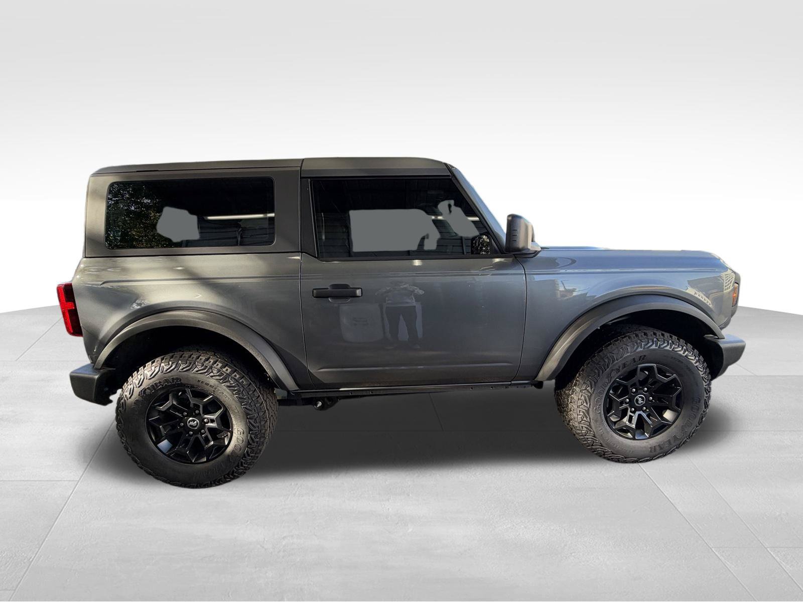 Used 2025 Ford Bronco 2-Door AWD/4WD image 4