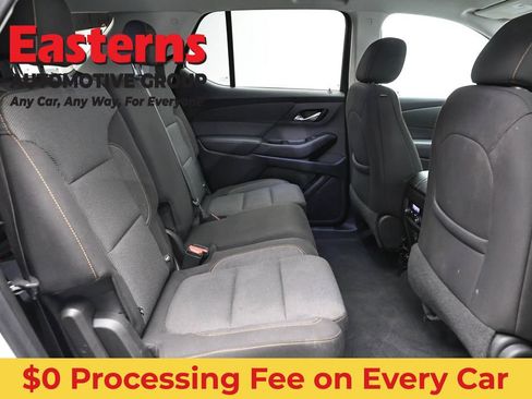 Used 2021 Chevrolet Traverse LS AWD/4WD image 22