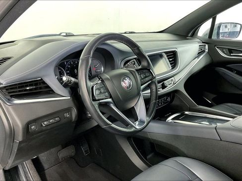 Used 2024 Buick Enclave Premium image 18