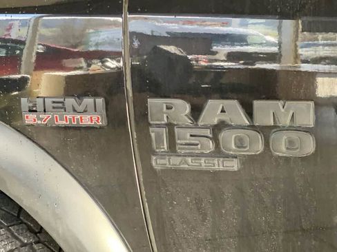 Used 2019 RAM 1500 Classic Warlock AWD/4WD image 11