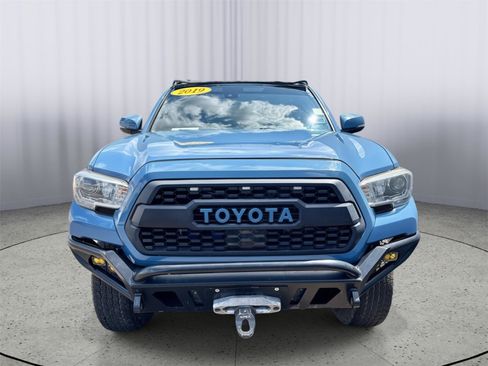 Used 2019 Toyota Tacoma TRD Off-Road AWD/4WD image 27