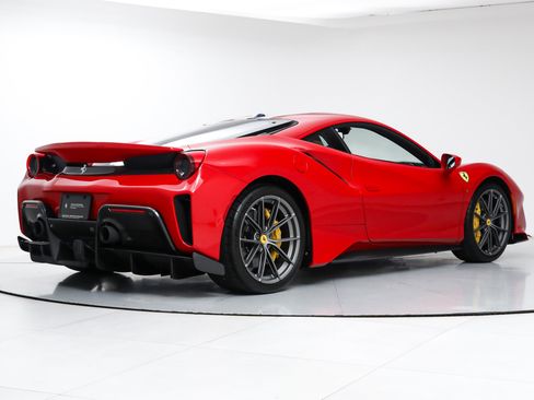 Certified 2020 Ferrari 488 Pista Coupe image 3