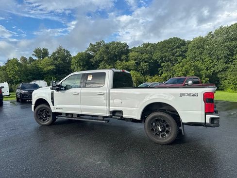 Used 2026 Ford F250 Lariat w/ Black Appearance Package AWD/4WD image 4