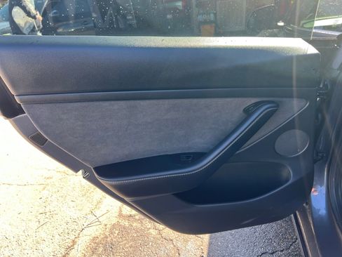 Used 2022 Tesla Model 3 Standard Range RWD image 28