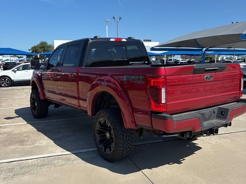 Used 2022 Ford F250 Lariat w/ Black Appearance Package AWD/4WD image 11