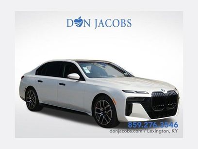 New 2025 BMW 760i xDrive