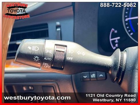 Used 2015 Lexus ES 300h w/ Navigation System Package FWD image 28