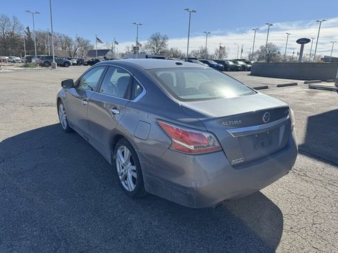Used 2015 Nissan Altima 3.5 SL image 5