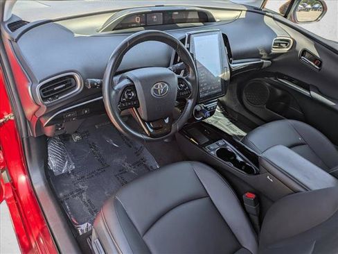 Used 2022 Toyota Prius Prime XLE FWD image 9