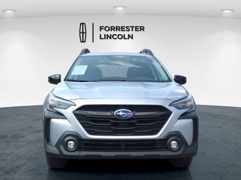 Used 2023 Subaru Outback Onyx Edition AWD/4WD image 8
