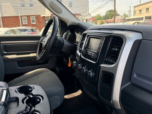 Used 2017 RAM 1500 Classic SLT AWD/4WD image 15