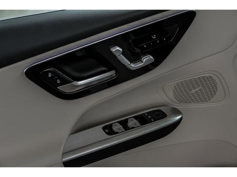 New 2026 Mercedes-Benz GLC 300 4MATIC image 5