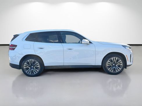 New 2026 BMW X3 xDrive30i w/ Premium Package AWD/4WD image 2