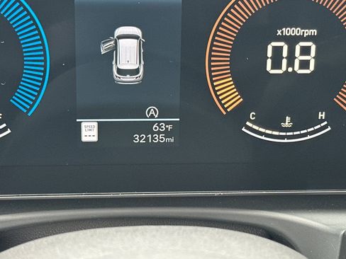 Used 2025 Hyundai Tucson SEL FWD image 29
