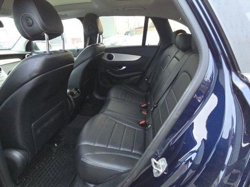 Used 2017 Mercedes-Benz GLC 300 4MATIC image 12