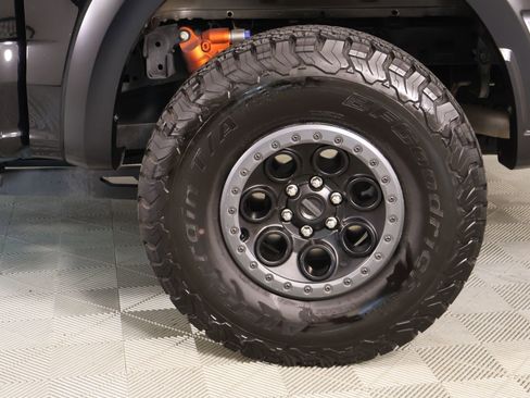 Used 2025 Ford F150 Raptor AWD/4WD image 23