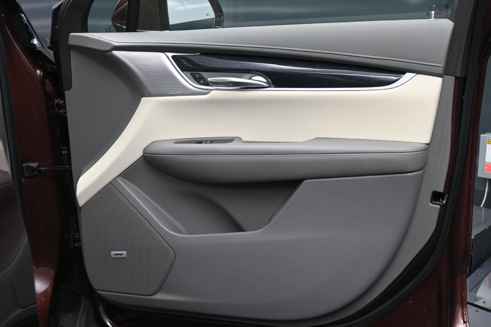 Used 2022 Cadillac XT6 Premium Luxury FWD image 35