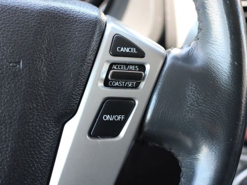 Used 2016 Nissan Titan SL AWD/4WD image 16