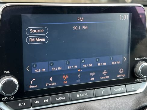 Used 2020 Nissan Sentra SV image 18