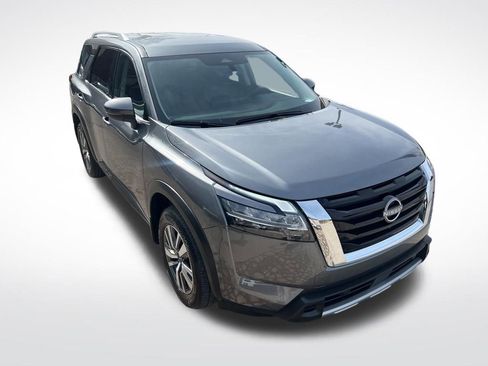 Used 2024 Nissan Pathfinder SL image 36