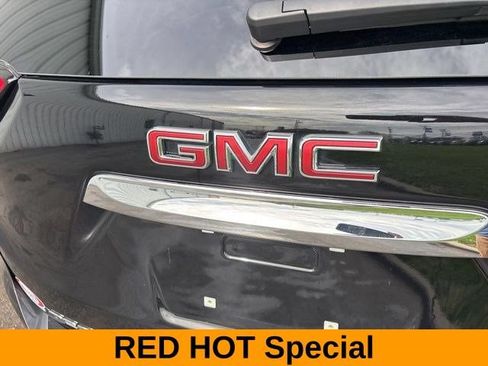 Used 2024 GMC Terrain SLE w/ Driver Convenience Package FWD image 48