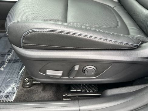 Used 2024 Hyundai Tucson Limited image 18