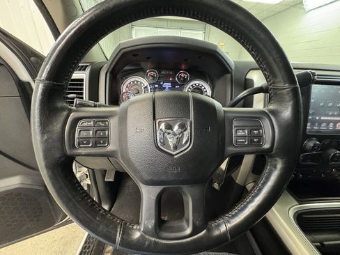 Used 2016 RAM 2500 Big Horn image 31