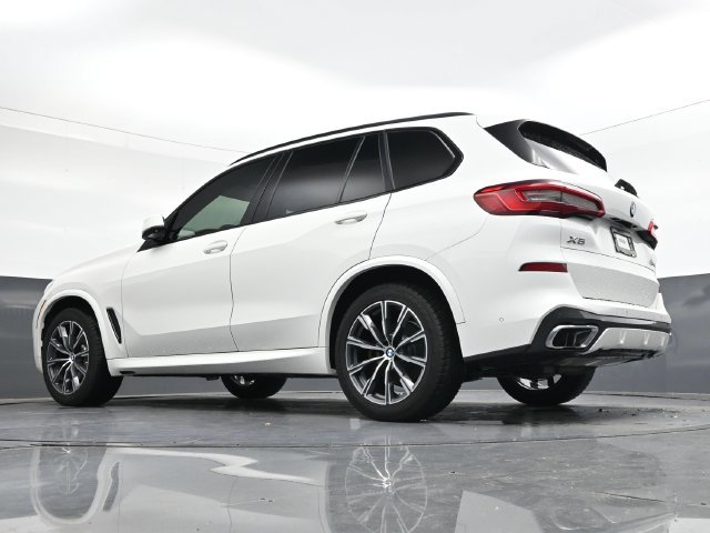 Used 2019 BMW X5 xDrive40i w/ M Sport Package AWD/4WD image 32