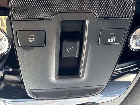 Used 2025 Kia Sportage X-Line w/ Premium Package AWD/4WD image 28
