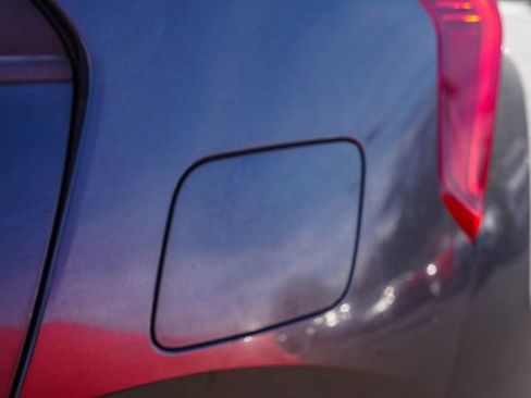 Certified 2023 Kia Niro EX Touring image 10