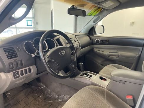 Used 2008 Toyota Tacoma PreRunner RWD image 13